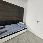 Ilk Apartment